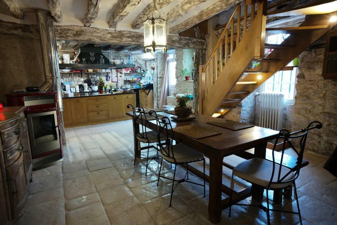 Gouillons Ancienne Maison Des Templiers מראה חיצוני תמונה